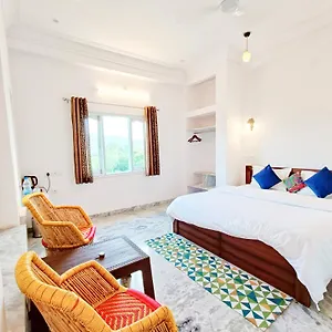 Hotel Prakash Ji's Haveli -luxurious Lakeside Retreat-, Udaipur