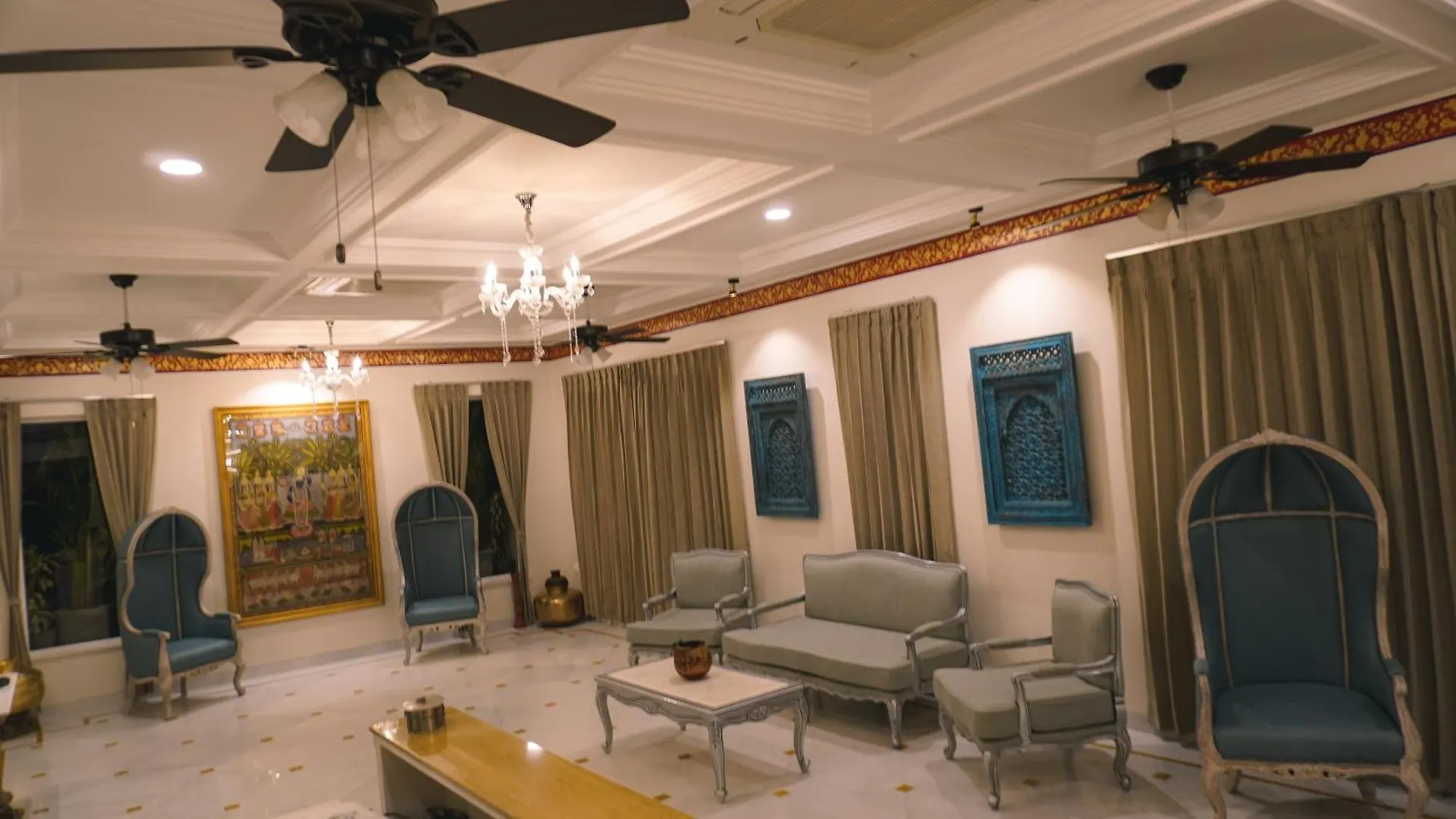 Hotel Naren Villa أُودايبور 4*,
