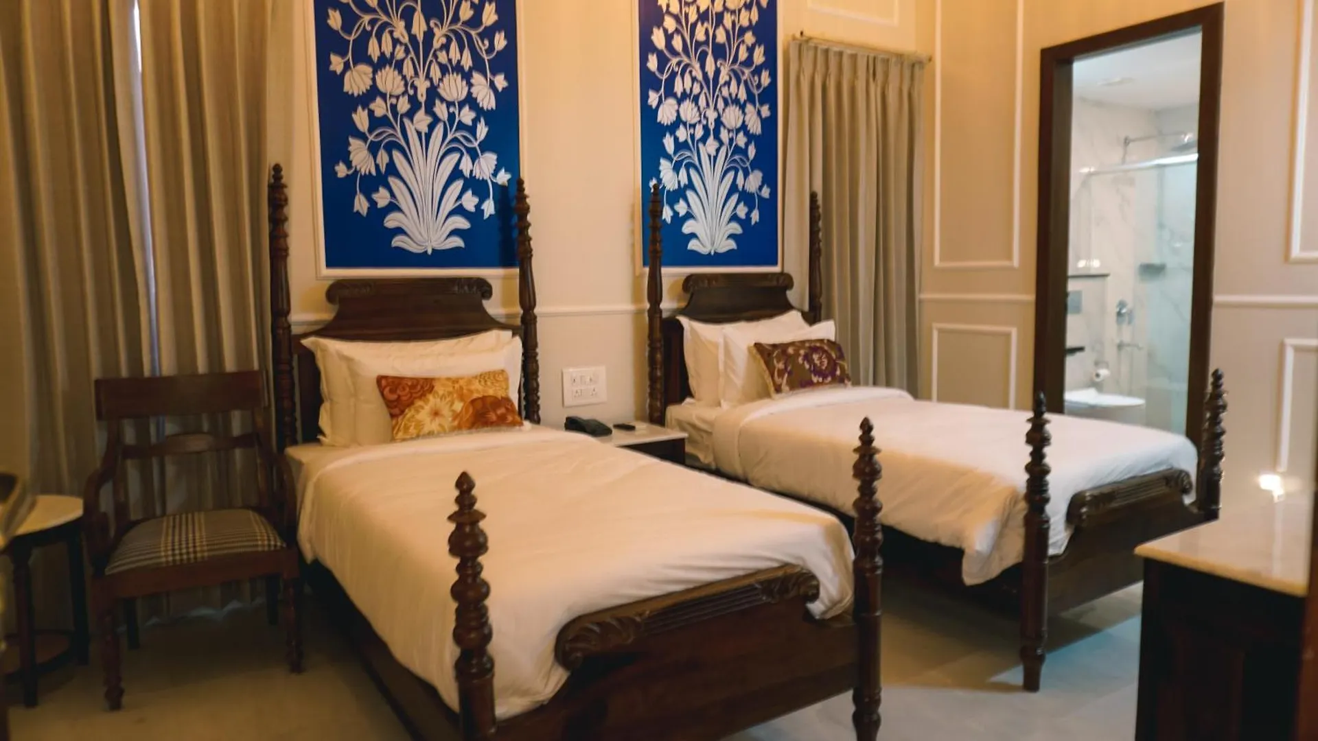 Hotel Naren Villa أُودايبور